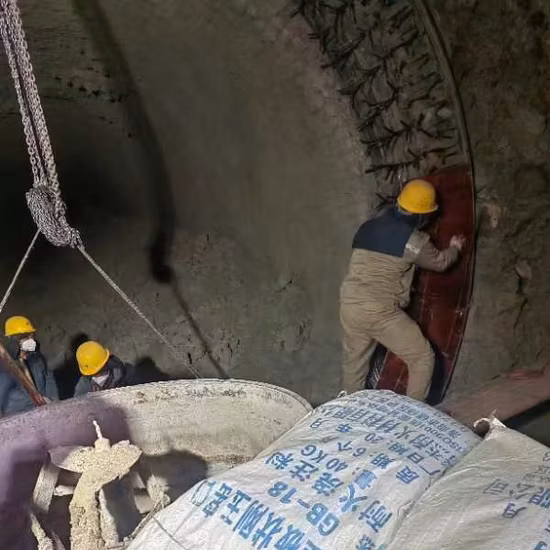 Whosale 높은 알루미나 시멘트 Ca50 Ca70 Ca80 가마를 위한 높은 알루미나 내화물 시멘트